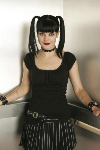 tn2_pauley_perrette_4