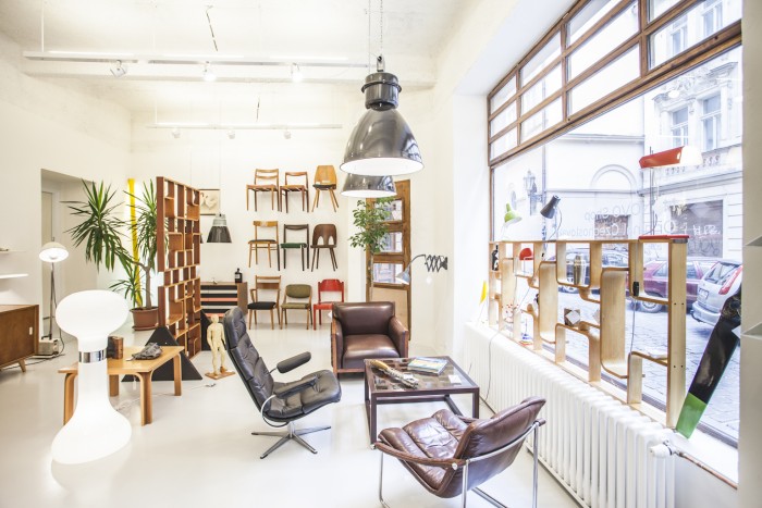 NNV_ShopTynska_web_001