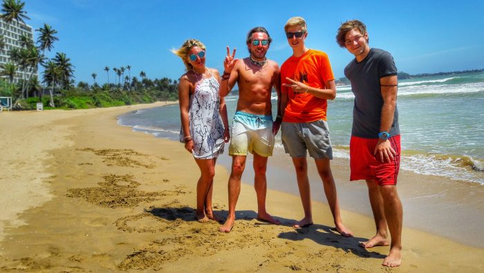 na-sri-lanku-tunu-doprovazela-i-jeho-sympaticka-dcera-zuzka-ktera-mu-po