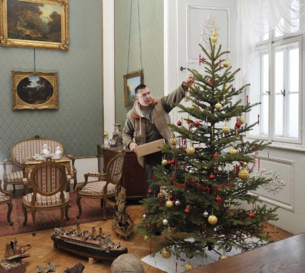 jiri-zdobi-stromecek