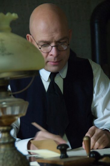 vanocni-strom-republiky_rudolf-tesnohlidek-v-podani-herce-viktora%0d%0a-skaly