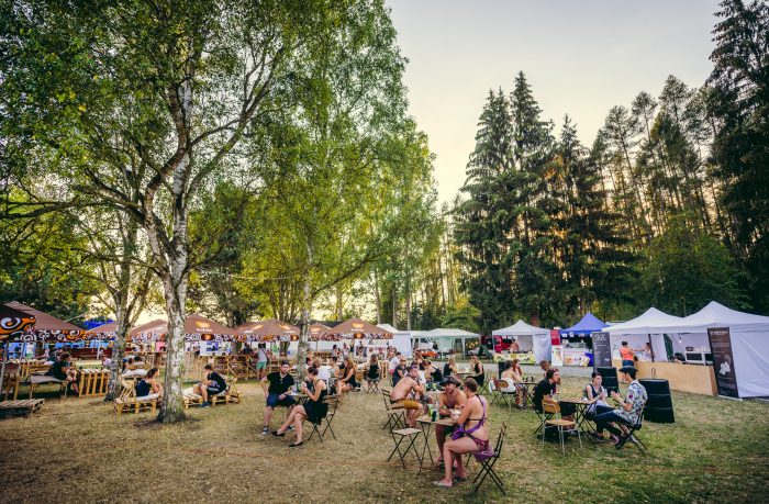 FingersUP-017-HR_www.klapper.cz