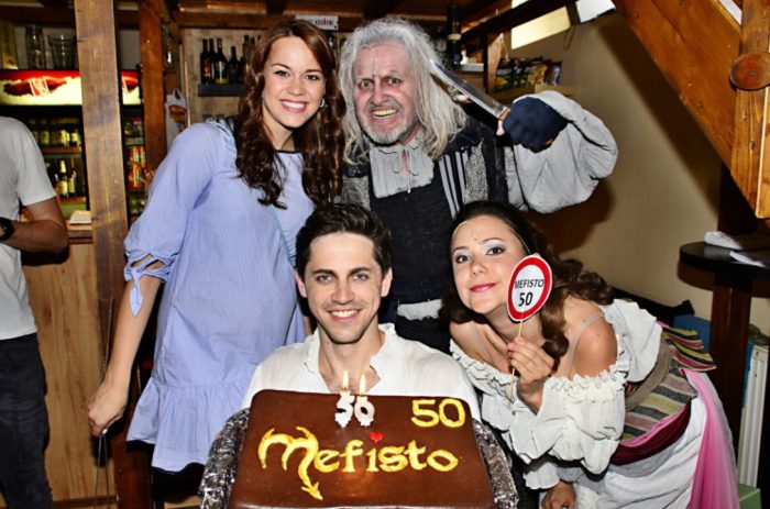 1 oslava v klubu Mefisto 50 (66)