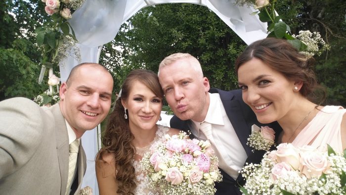 2017 Robert Lucie a zenichuv svedek a nevestina svedkyne