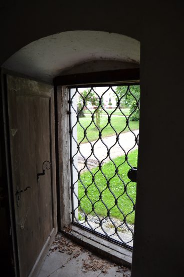 TZ_Děti musí v tajemných sklepech a na půdách žďárského zámku najít ztracenou truhlu, budou -hasit- i požár (2)