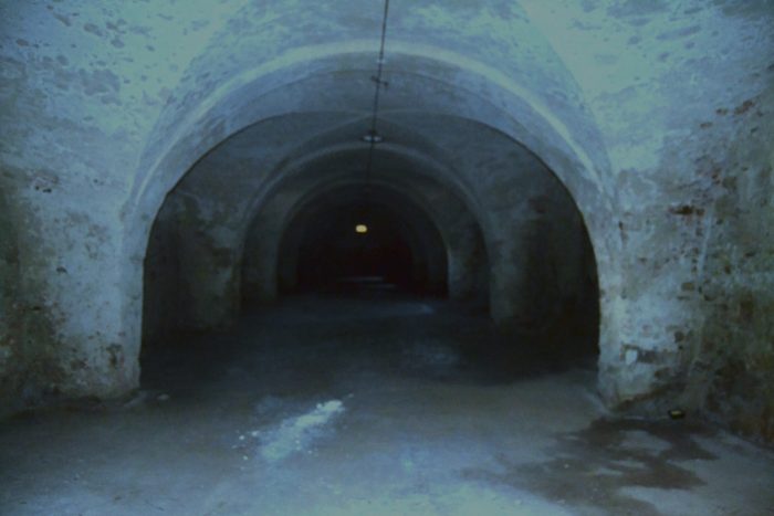 TZ_Děti musí v tajemných sklepech a na půdách žďárského zámku najít ztracenou truhlu, budou -hasit- i požár (4)