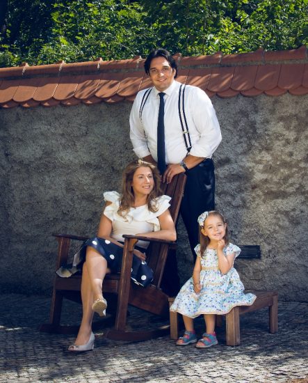 A. Plachtka s manzelkou K. Knezikovou a s 3-letou dcerou Adalkou - zamek Liten (leto 2017) - (photo Ilona Sochorova) 1