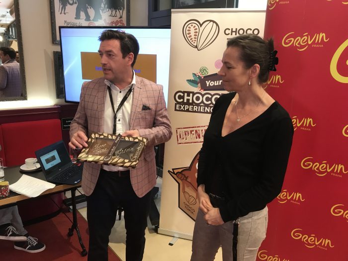 00A7D41C-85AE-4464-97E6-68EC5861958C