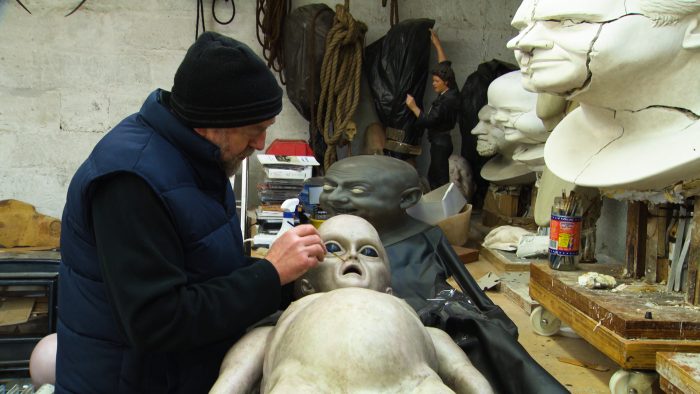HGH_S1_Alien_autopsy_image_02