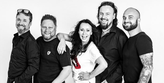 2018 HEIDIBAND_PROMO_BW_VERT1