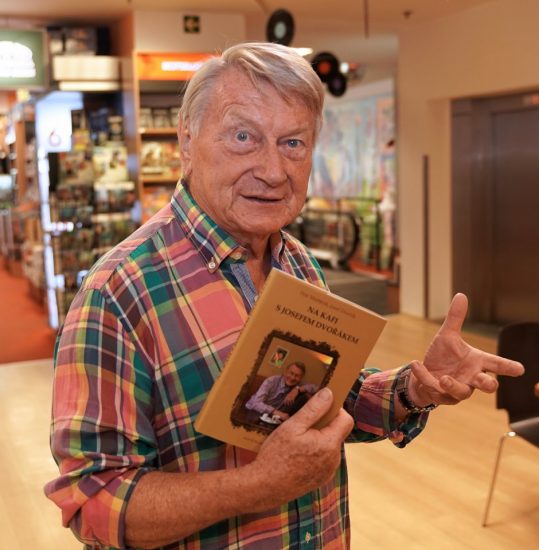 Køest knihy NA KAFI S JOSEFEM DVOØÁKEM