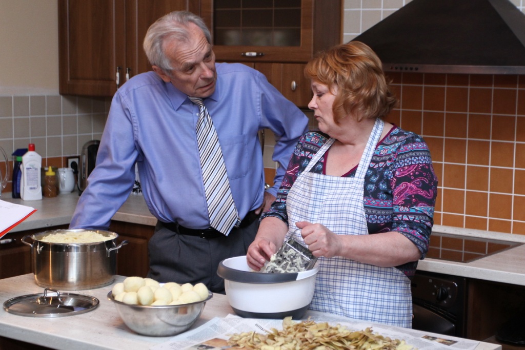 Cesty domů: 57. díl – Zatčení