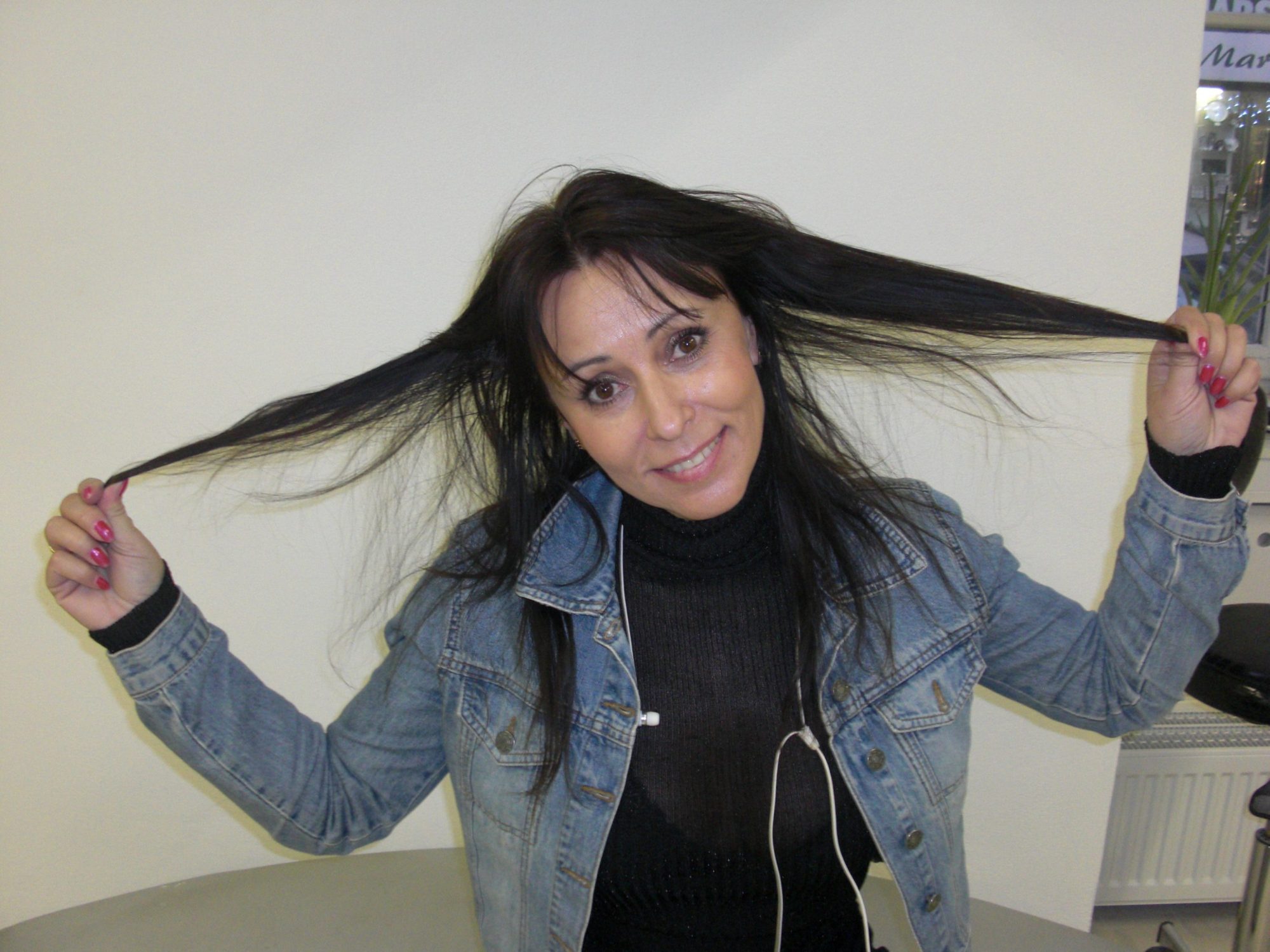 Vyrazili jsme s Heidi Janků ke kadeřnici. Podívejte se, co vše jí dělala!