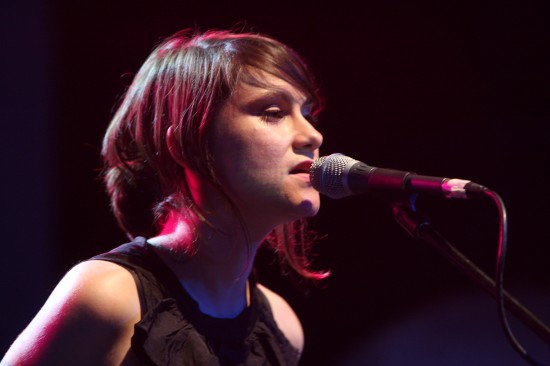 Lenka Dusilová vyráží na jarní část Baromantického turné