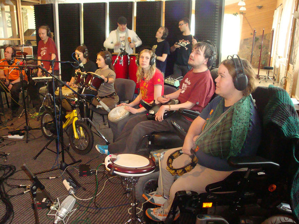 Kapela The Tap Tap natáčí novou desku. Hit Řiditel autobusu poprvé na CD!