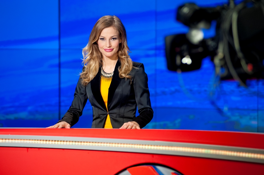 Petra Svoboda v pondělí poprvé za zprávařským pultem!