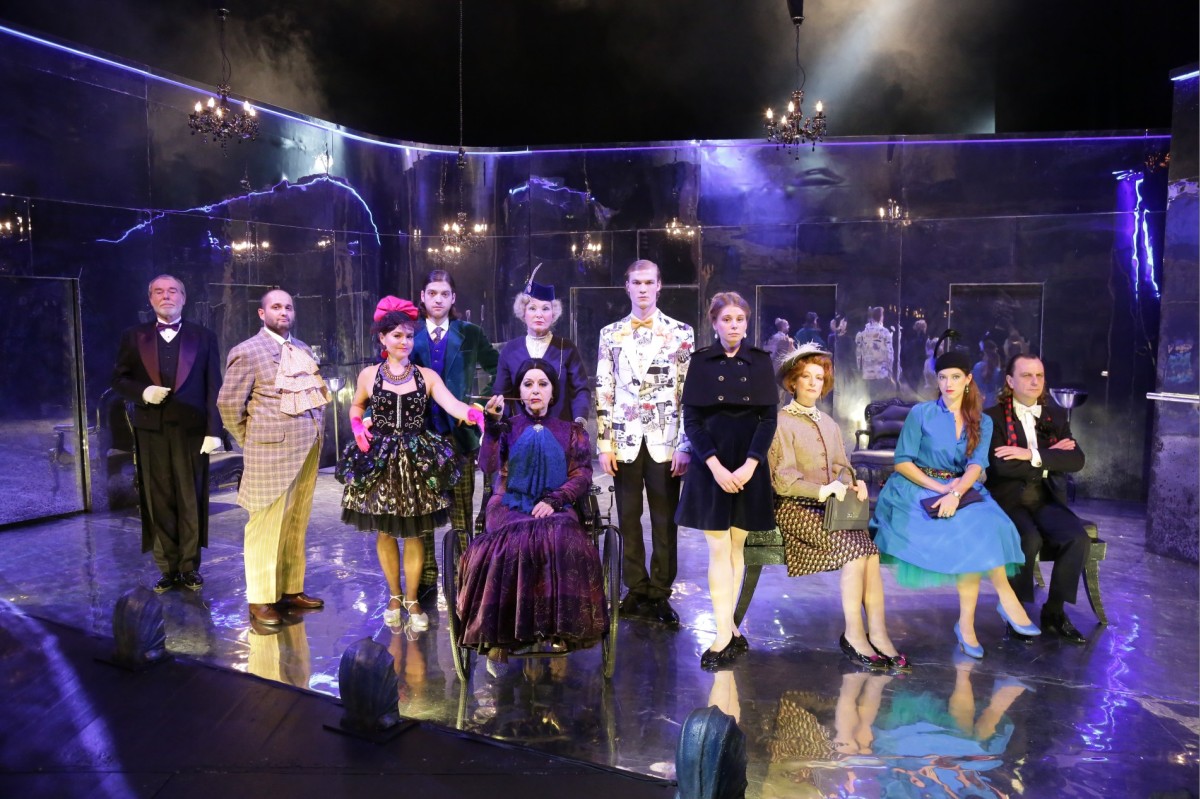 Bezohledná komedie v rytmu tanga