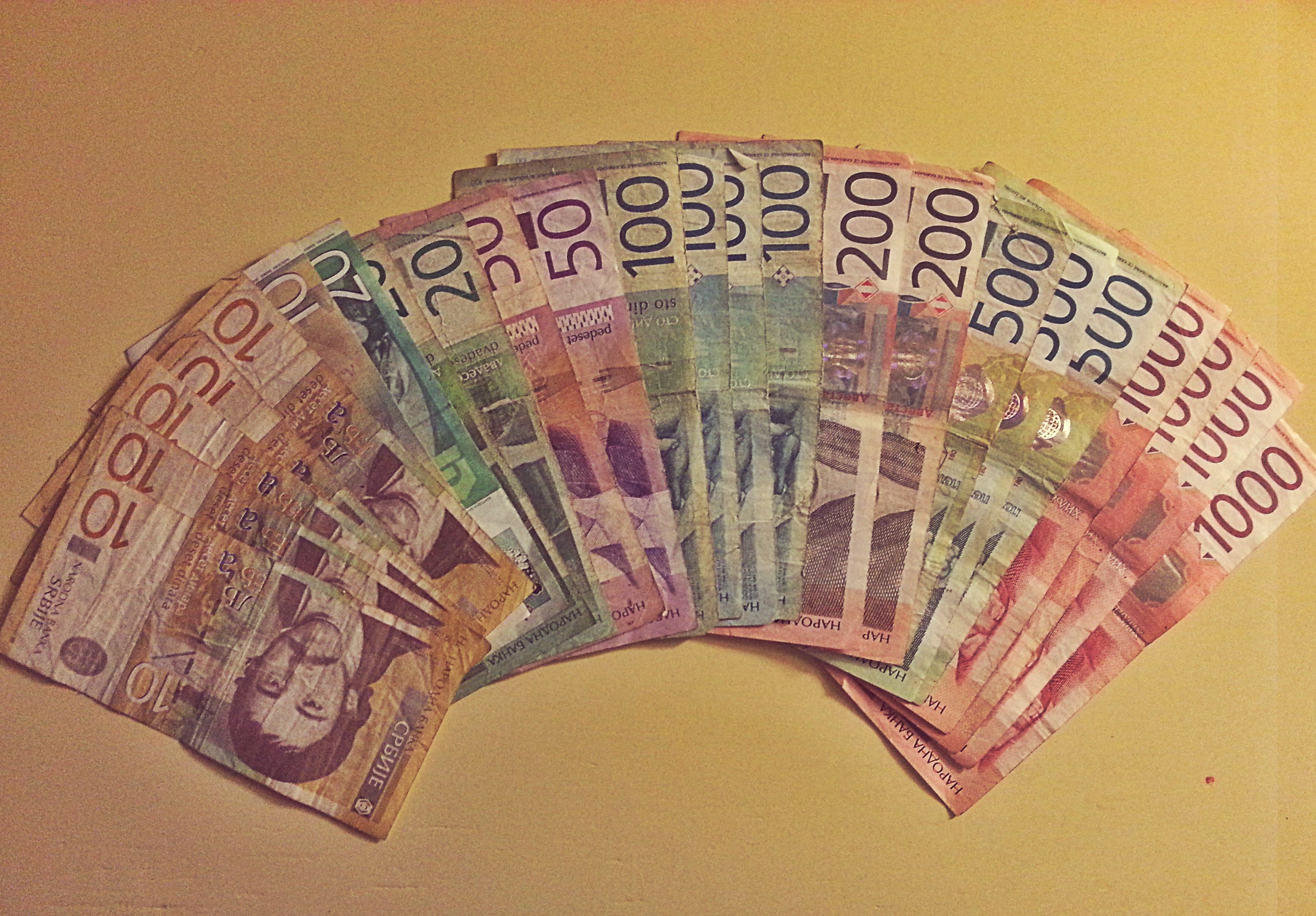 Počet úrazů během zimních měsíců meziročně rapidně stoupá. Kdy má člověk nárok na odškodné?