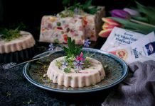 Vajíčková tlačenka